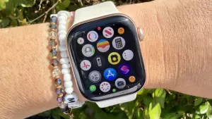 Apple odstraní funkci vysílačky ve WatchOS 27: Konec jedné éry