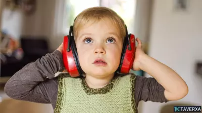 Ochrana malých uší: Komplexní průvodce prevencí ztráty sluchu způsobené hlukem u dětí