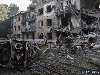 Un micidiale bombardamento missilistico russo ha colpito Kiev dopo l'accordo di difesa tra UE e Ucraina.