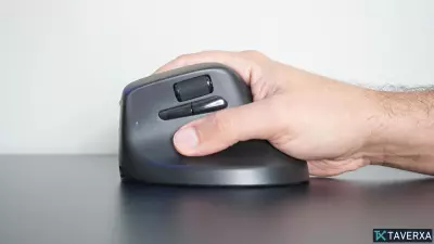 La revolución del apretón de manos: por qué un ratón vertical es la mejora ergonómica definitiva.