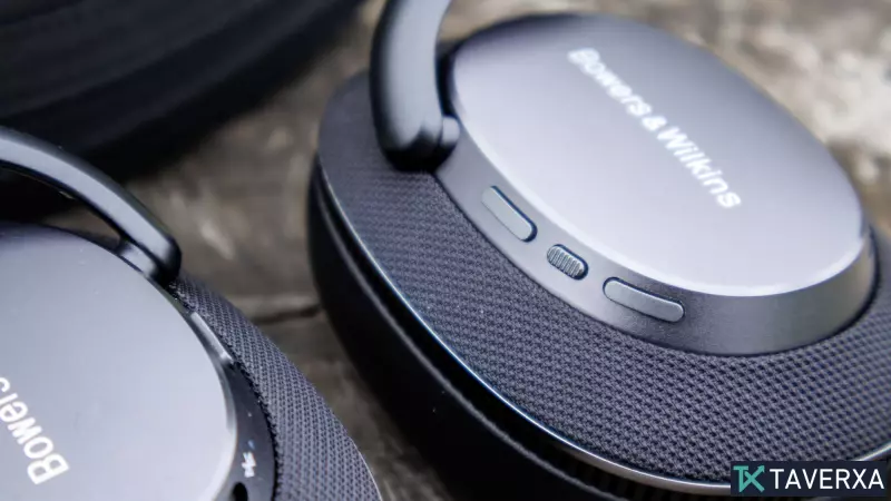 I Spent Two Months Testing the Best Wireless Headphones for Commuters: My Top 3 Picks