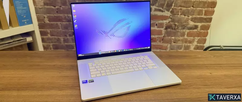 ASUS ROG Zephyrus G16 (2026) 리뷰: 엄청난 가격표를 달고 있는 휴대용 고성능 노트북